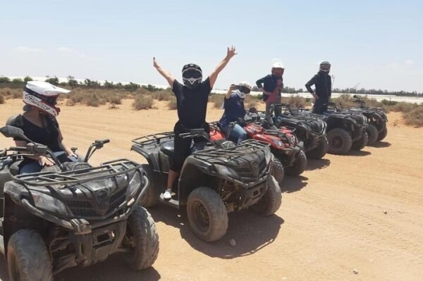 Quad au désert du Maroc