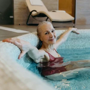 Massage 1h + Jacuzzi